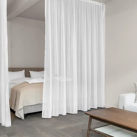 Aparthotel The Swan House By Heimaleiga